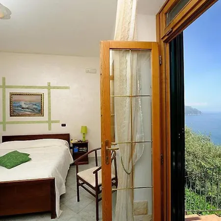 Apartman Madreluna In Amalfi