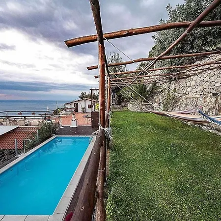 Madreluna In Amalfi Apartman *