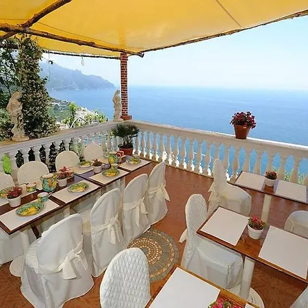 Madreluna In Amalfi *