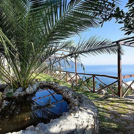 Madreluna In Amalfi